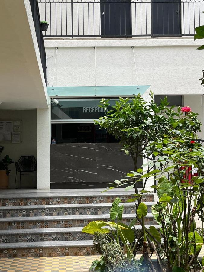 Hotel Gallo Guadalajara Exterior photo