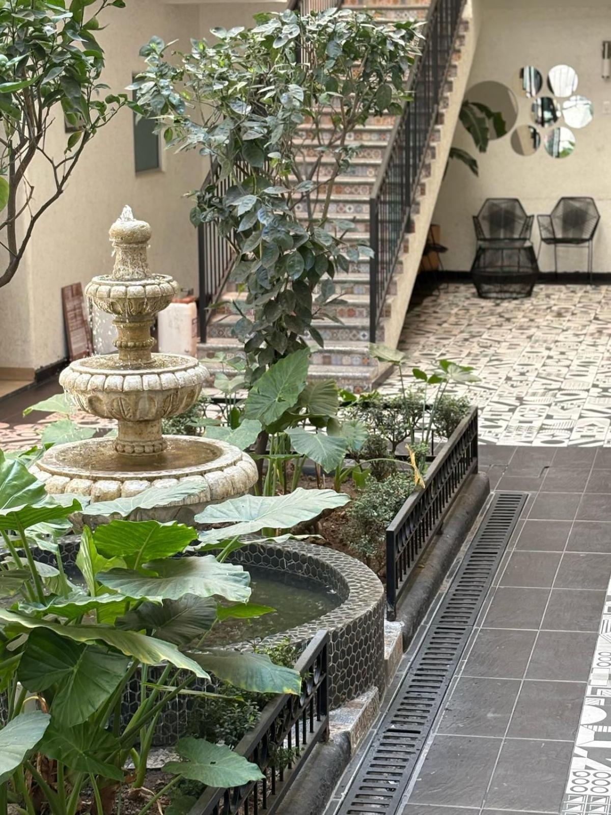 Hotel Gallo Guadalajara Exterior photo
